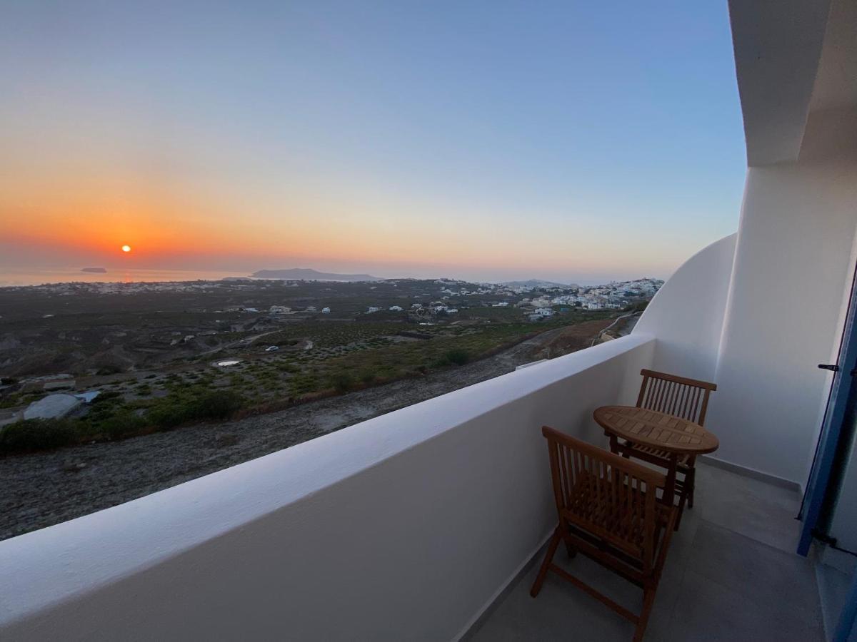 Ena Suites Santorini 피르고스 외부 사진