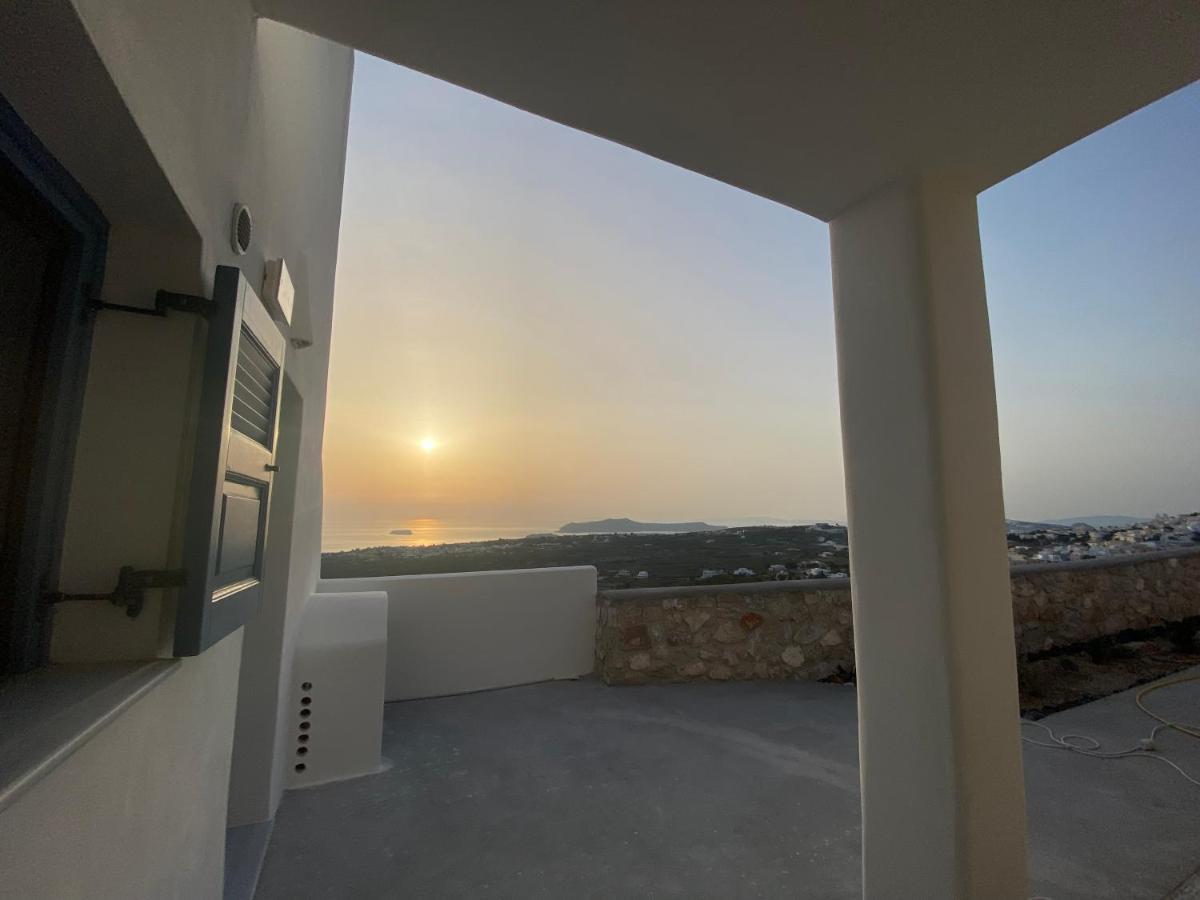 Ena Suites Santorini 피르고스 외부 사진