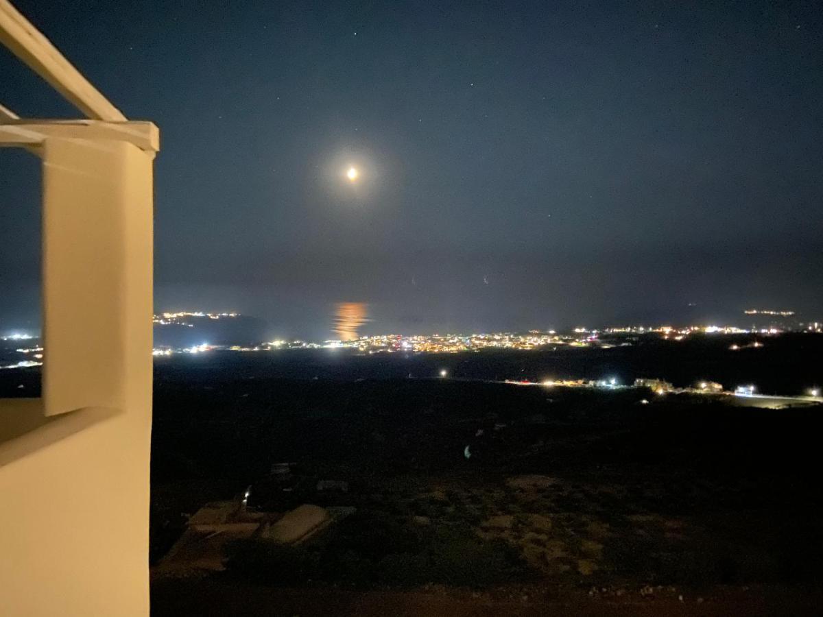 Ena Suites Santorini 피르고스 외부 사진