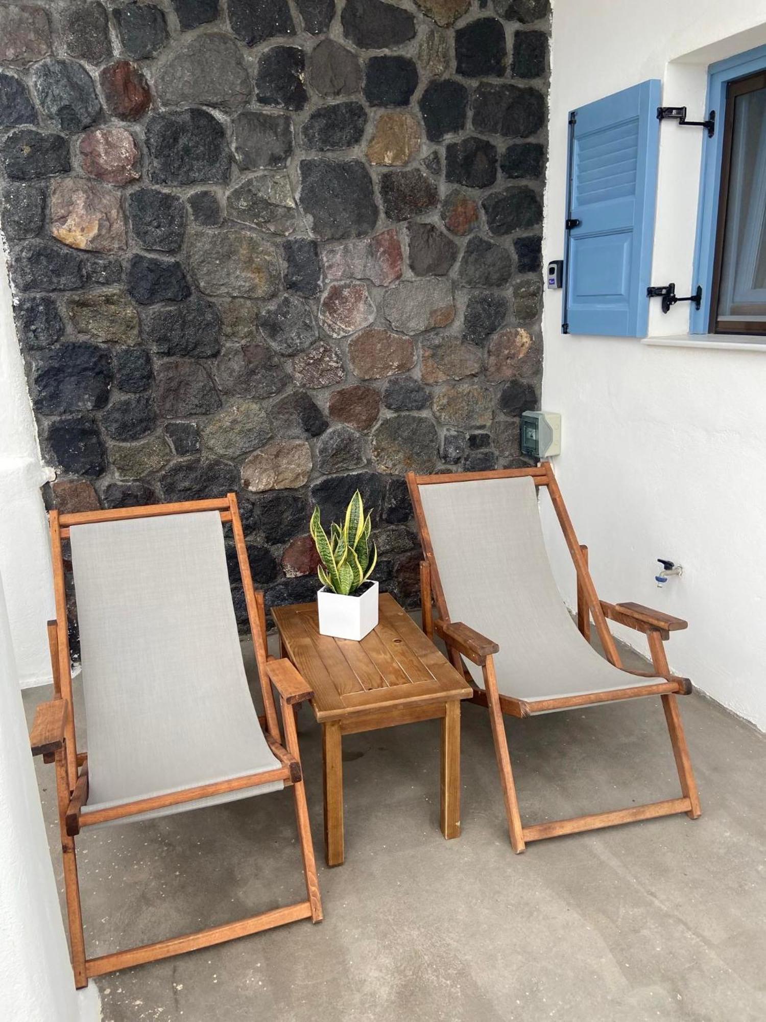 Ena Suites Santorini 피르고스 외부 사진